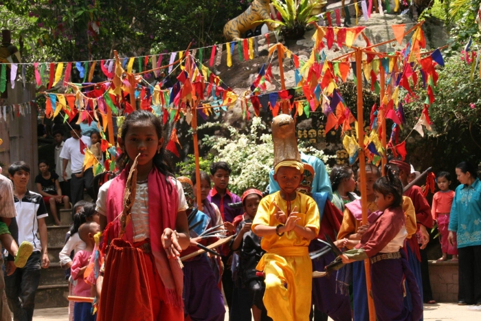 Distribution of Khmers on a Cambodia map: ethnic majority and cultural heart of the country