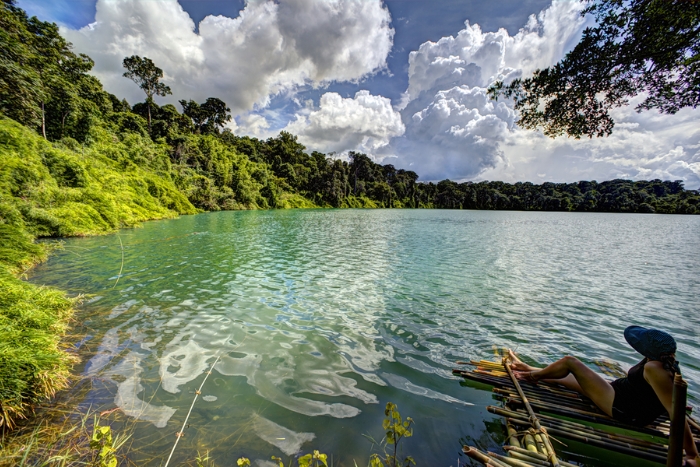 Yeak Laom Volcanic Lake - Where to visit in Cambodia to see ethnic groups?