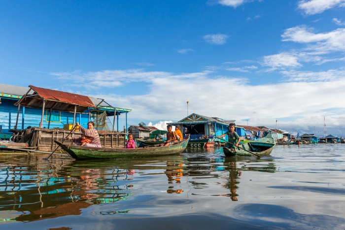 Visit Cambodia with children and take boat rides on Tonlé Sap Lake