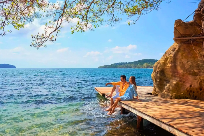 Comfortable mid-range escape for couples