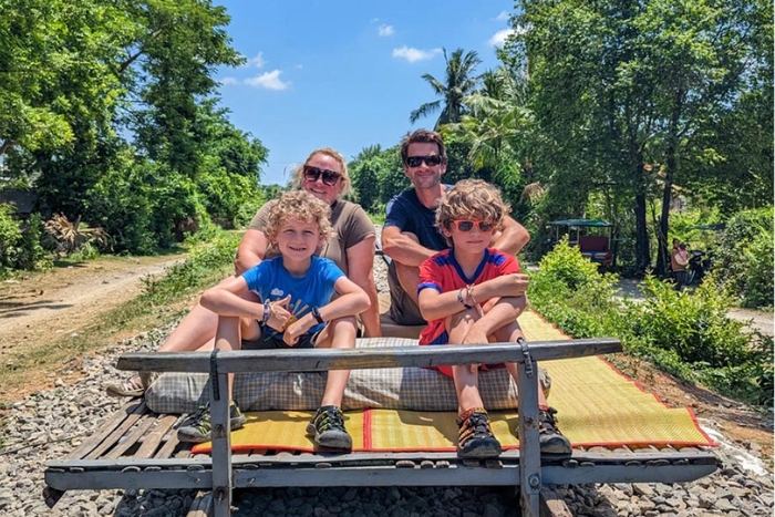 How to get around in Cambodia ? 