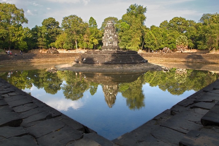 Spean Neak is a must in Cambodia itinerary 7 days