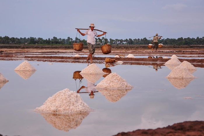 The salt marshes of Kep, a peaceful place to explore