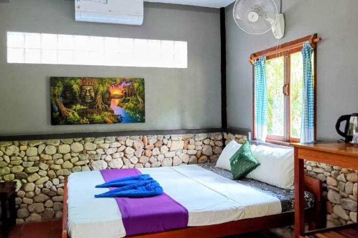Sleeping in natural surroundings with everything you need