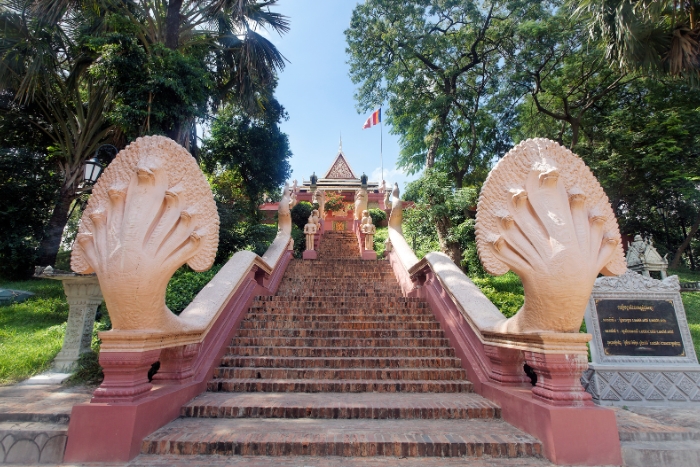 Phnom Penh 2-day Itinerary: Discover Wat Phnom