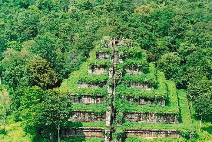 Explore Beng Mealea