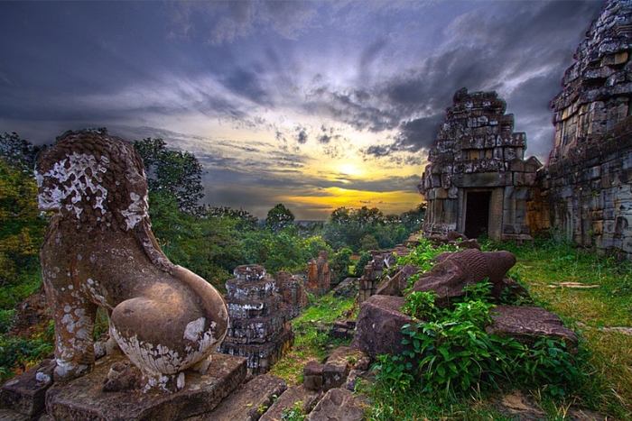 Sunset at Phnom Bakheng