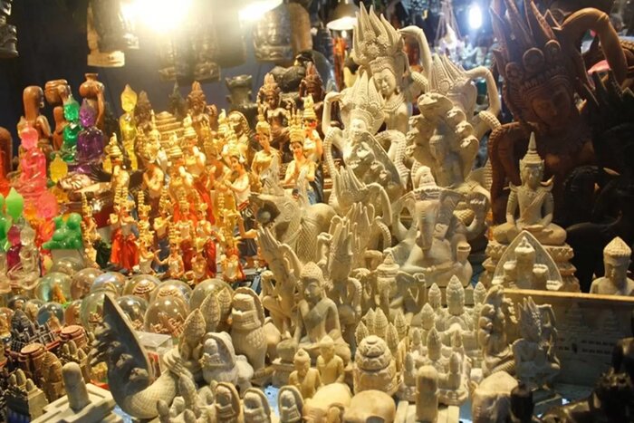 Sculpture Reproductions,what to buy in Siem Reap? 