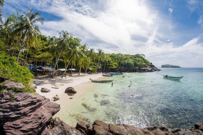 Dry season of the weather in Sihanoukville marks peak tourist season