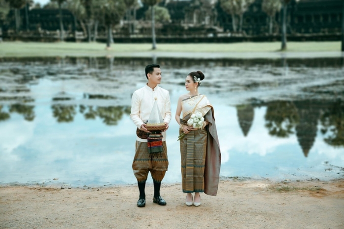 How to dress in Cambodia? 
