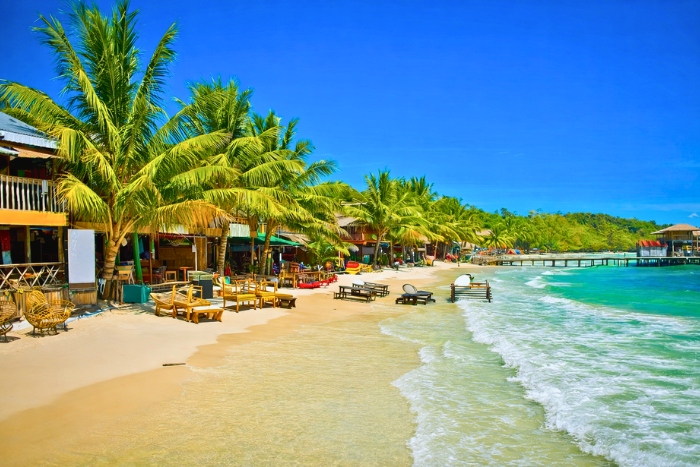 Moments of relaxation by the sea with the best Cambodia travel offers