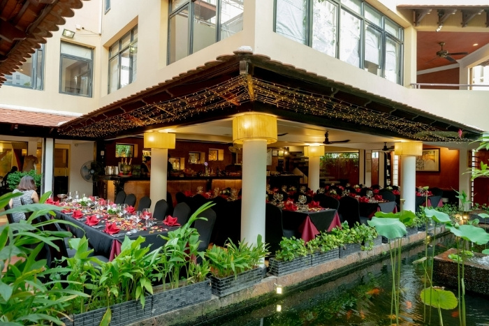 Gourmet restaurants and fine dining experiences