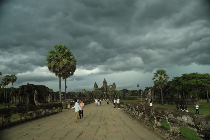 Weather in Cambodia in September with sudden and heavy downpours