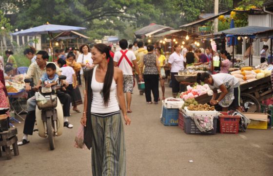 Shopping In Vientiane: Mrs. Dahlia’s Review Of Malls & Markets