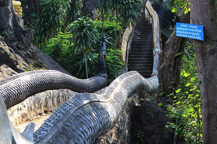 Mount Phousi