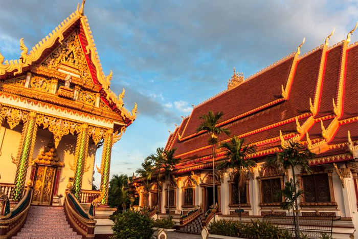 Savannakhet invites solo travelers to enjoy colonial streets