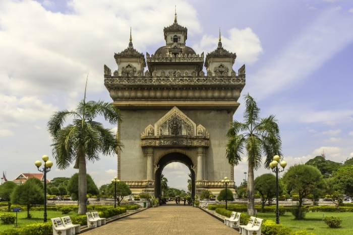 Patuxai Monument
