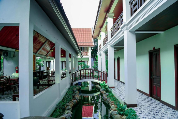 Sunrise Garden House, one of the 4-star hotels in Luang Prabang, charms with its peaceful atmosphere.