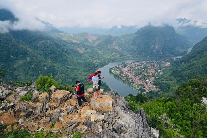 Phadeng Peak to explore in Northern Laos 7 days