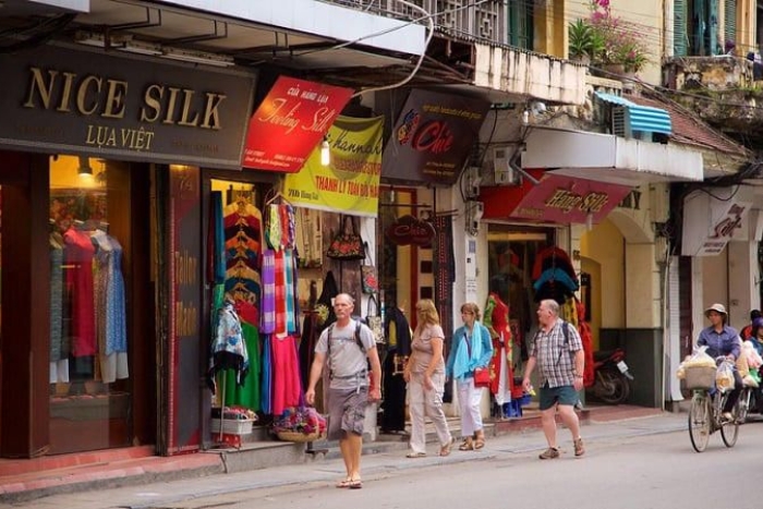 Explore the Old Quarter in Hanoi, Vietnam