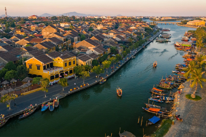 Hoi An, a site not to be missed on your 30-day Indochina tour