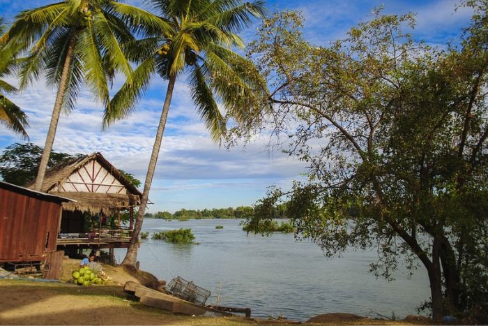 Si Phan Don is especially appealing to travelers seeking peace