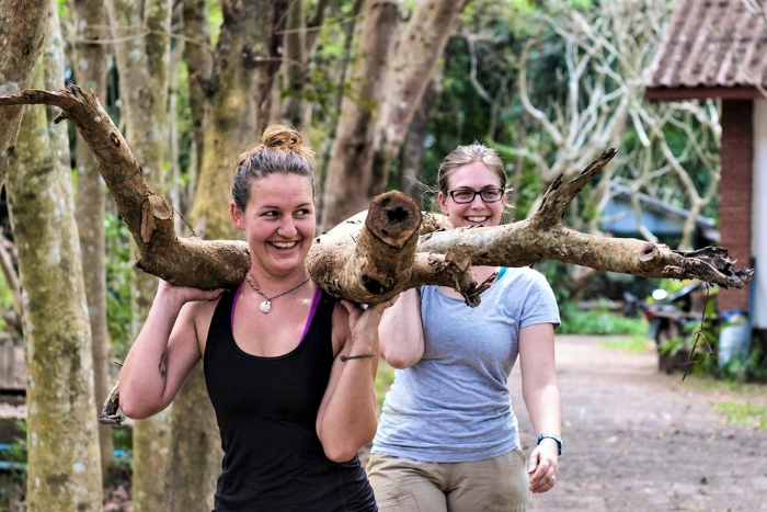 Laos‎ wildlife conservation‎ center for your visit in central Laos with kids