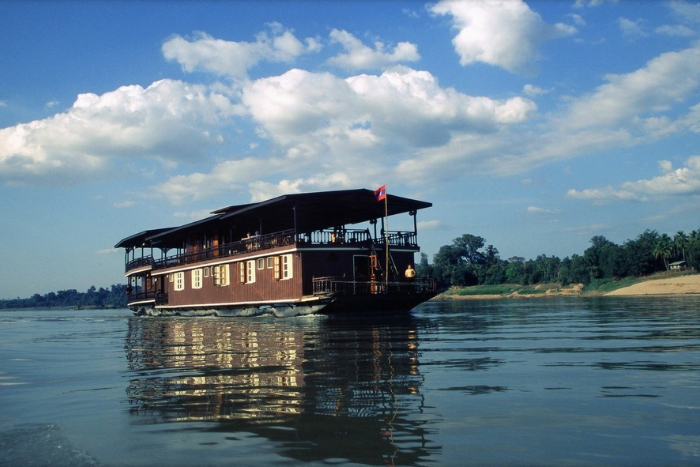 Vat Phou Boat – The River Hotel Boat in Laos