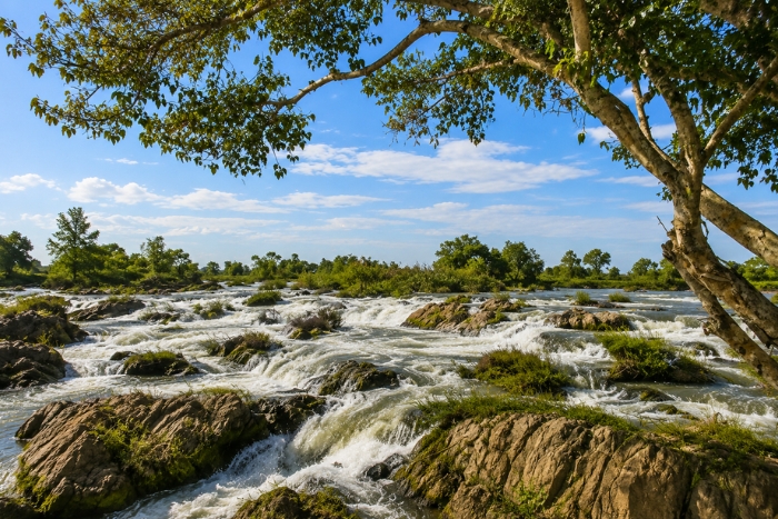 Between power and wild beauty at Li Phi Falls in Don Khong
