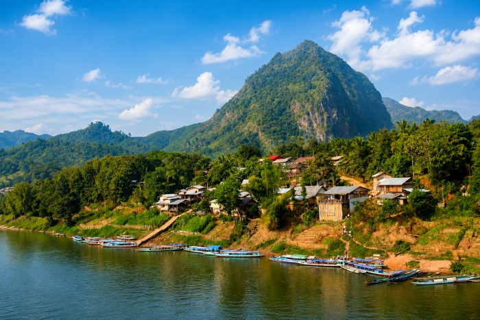 Facing the striking landscapes of Luang Namtha