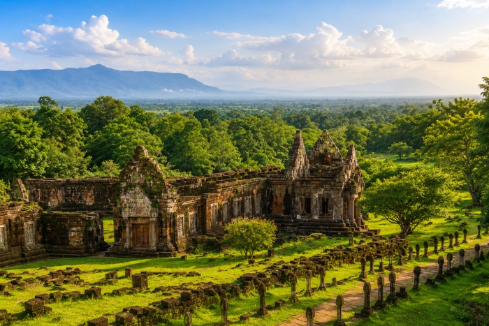 Discovering the unique atmosphere of Wat Phou temple