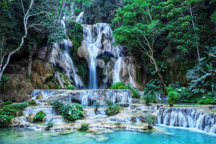 Day trip to the Kuang Si waterfalls