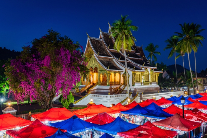 Taste Local Cuisine at Markets and Restaurants