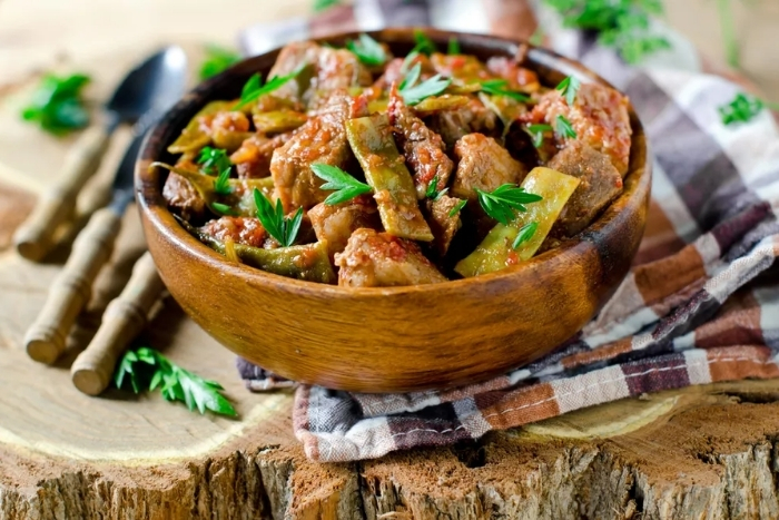 Or Lam (Buffalo or Chicken Stew with Vegetables)