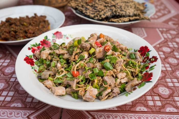 Larb (Minced Meat Salad)