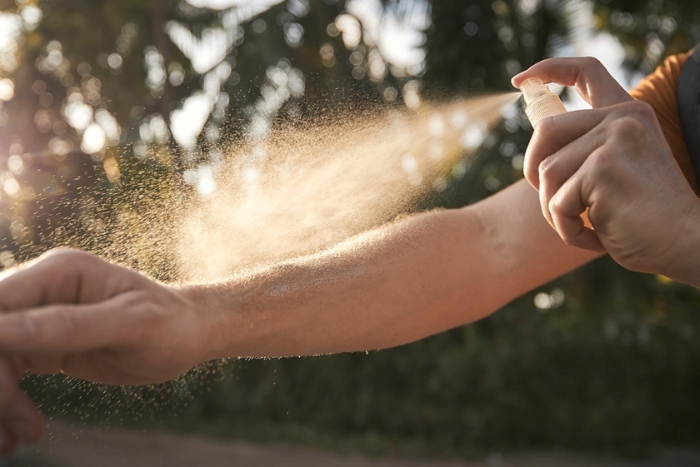 Choose an effective mosquito repellent containing DEET