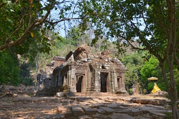 Between the ruins of Wat Phou and the gentle lifestyle of the Mekong, Champassak fully deserves a place in your Laos itinerary