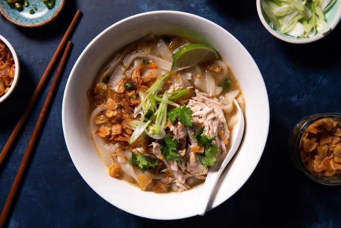 Khao Piak Sen – Laotian chicken noodle soup