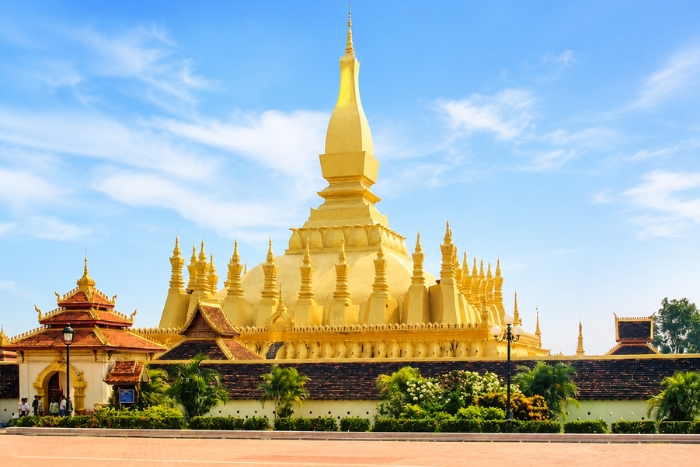 Discover the iconic Pha That Luang monument in Vientiane