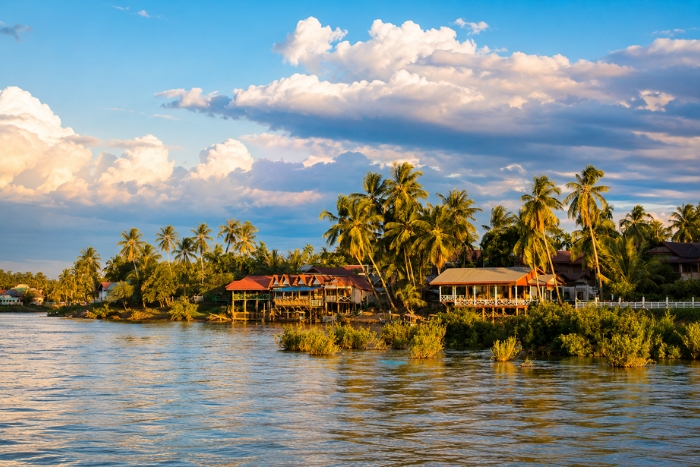 Enjoy the serenity of Si Phan Don to conclude a Laos luxury tour 2 weeks