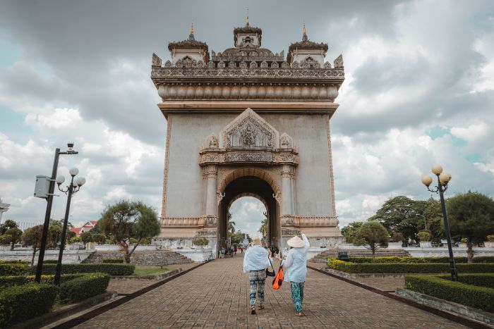 Knowing the regulations about airline baggage in Laos can help ensure a memorable trip (photo: Vientiane)