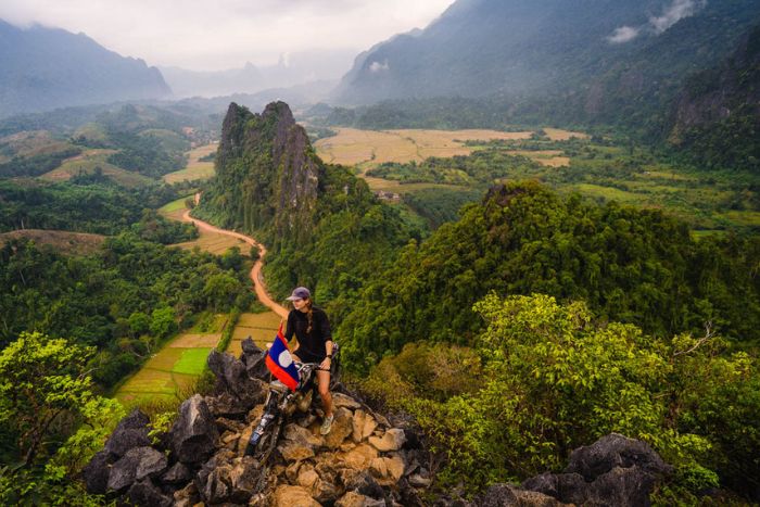 When is the best time to visit Vang Vieng, Laos ? (photo: Nam Xay viewpoint)