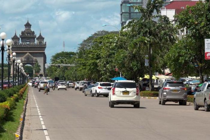 Laos traffic (photo: Vientiane)