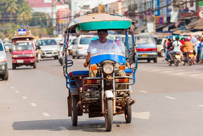 Laos strictly punishes drunk driving cases, including foreign drivers