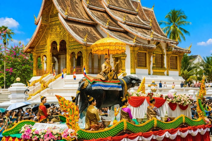 A unique immersion in the festivals in Laos in April