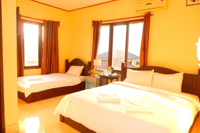Peaceful accommodation in Vang Vieng: Vang Vieng Camellia