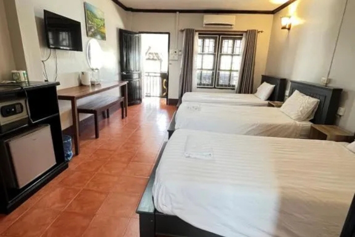 Nice View Guesthouse - serenity with a view in Vang Vieng