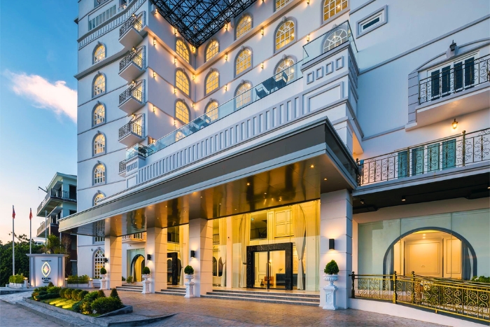 Wondering where to stay in Vientiane? Eastin Hotel is a great choice