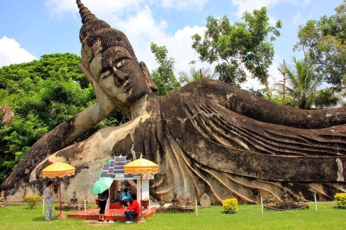 What to do and see at Buddha Park Vientiane?