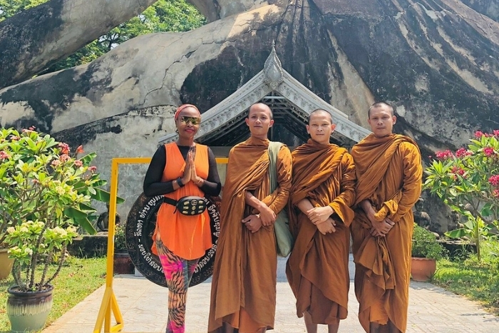 What to do in Buddha Park Vientiane ?